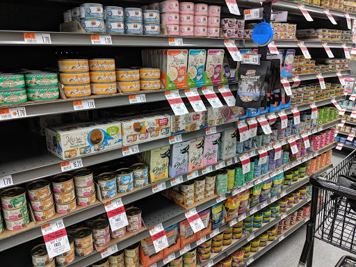 Pet Supply Store «Pet Supplies Plus», reviews and photos, 702 W Northland Ave, Appleton, WI 54914, USA