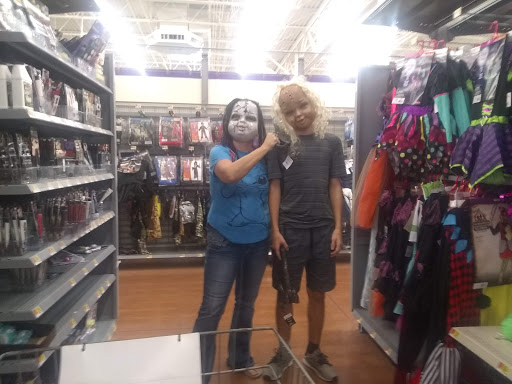 Department Store «Walmart Supercenter», reviews and photos, 109 22nd St, Hondo, TX 78861, USA