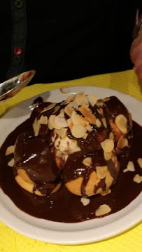 Profiterole du Restaurant de viande L'Entrecôte à Lyon - n°14