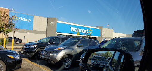 Discount Store «Walmart», reviews and photos, 1360 Town Centre Dr, Eagan, MN 55123, USA