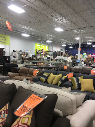Furniture Store «Weekends Only Furniture & Mattress», reviews and photos, 8315 Center Run Dr, Indianapolis, IN 46250, USA