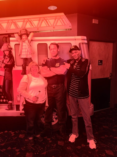 Movie Theater «Regal Cinemas Henrietta 18», reviews and photos, 525 Marketplace Dr, Rochester, NY 14623, USA