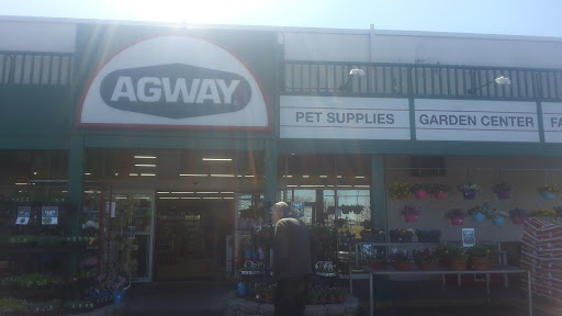 Pet Supply Store «Agway of Manchester», reviews and photos, 33 Adams St, Manchester, CT 06042, USA
