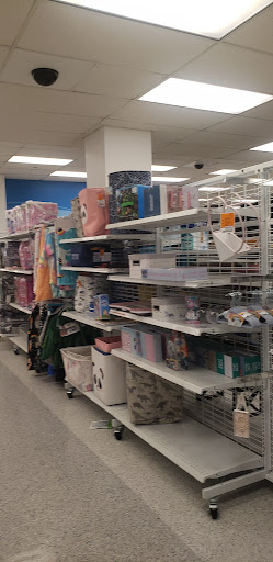 Clothing Store «Ross Dress for Less», reviews and photos, 2753 E Eastland Center Dr, West Covina, CA 91791, USA