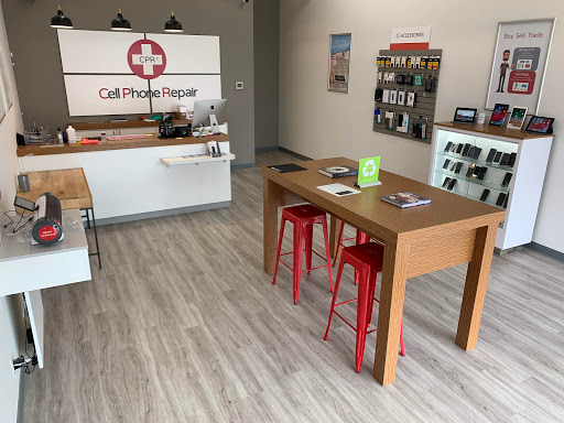 Cell Phone Store «iExpert Studio», reviews and photos, 5000 Shelbyville Rd, Louisville, KY 40207, USA