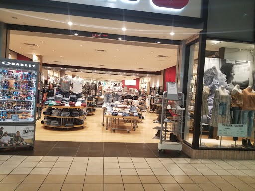 Shopping Mall «Muncie Mall», reviews and photos, 3501 N Granville Ave, Muncie, IN 47303, USA