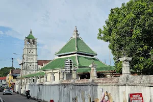 Kampung Kling Mosque image