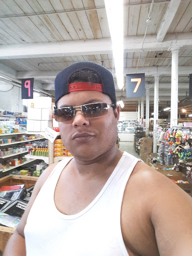 Thrift Store «Frugal Franks», reviews and photos, 126 Shove St, Fall River, MA 02724, USA