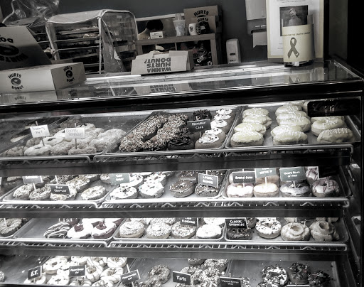 Donut Shop «Hurts Donut», reviews and photos, 7010 W 21st St, Wichita, KS 67205, USA