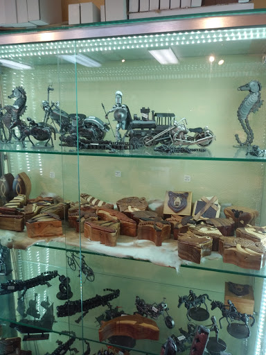 Outdoor Sports Store «Bear Mountain Outfitters Manly Toys And Hobbies», reviews and photos, 35 Hypolita St #105, St Augustine, FL 32084, USA