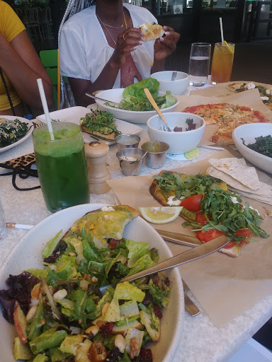 Shopping Mall «Biltmore Fashion Park», reviews and photos, 2502 E Camelback Rd, Phoenix, AZ 85016, USA