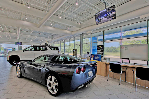Chevrolet Dealer «Castle Chevy North», reviews and photos, 175 N Arlington Heights Rd, Elk Grove Village, IL 60007, USA