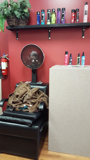 Hair Salon «Quick Stop Barber and Beauty», reviews and photos, 3541 N Lecanto Hwy, Beverly Hills, FL 34465, USA