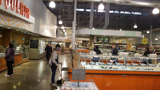 Grocery Store «Whole Foods Market», reviews and photos, 7380 SW Bridgeport Rd, Tigard, OR 97224, USA