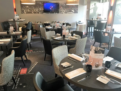 Le M22 – Restaurant & Bar lounge à Vélizy-Villacoublay