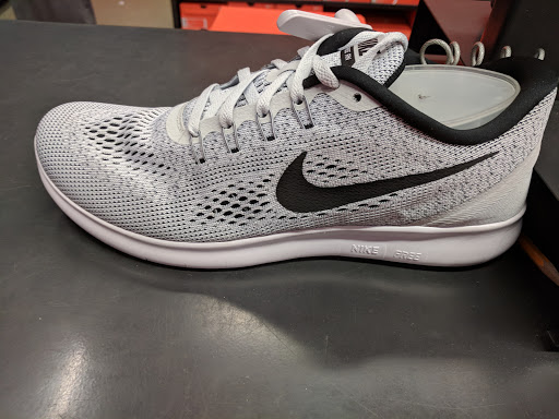 Clothing Store «Nike Factory Store», reviews and photos, 4401 N Interstate Hwy 35 #399, Round Rock, TX 78664, USA