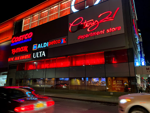 Century 21 Department Store, 61-35 Junction Blvd, Rego Park, NY 11374, USA, 