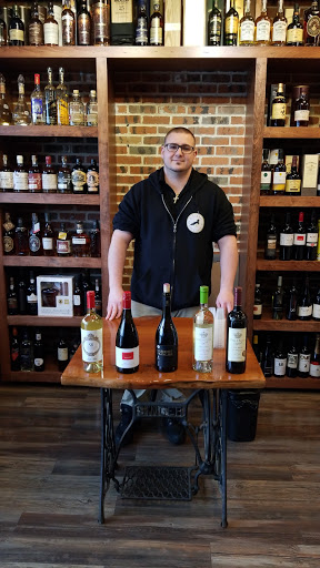 Wine Store «Red Gamay Wines & Liquors», reviews and photos, 45 Merrick Rd, Amityville, NY 11701, USA