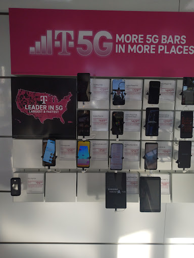 Cell Phone Store «T-Mobile», reviews and photos, 8712 W Grand River Ave a, Brighton, MI 48116, USA