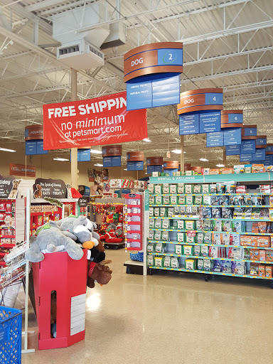 Pet Supply Store «PetSmart», reviews and photos, 13866 Metrotech Dr, Chantilly, VA 20151, USA