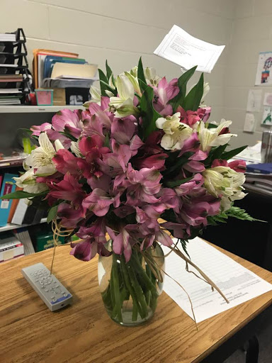 Florist «Old Town Flowers and Gifts», reviews and photos, 79 Main St NW b, Lilburn, GA 30047, USA