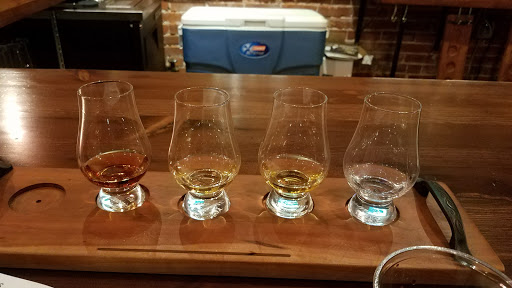 Wine Store «Bin 51 Wine & Spirits», reviews and photos, 118 N Main St, Edwardsville, IL 62025, USA