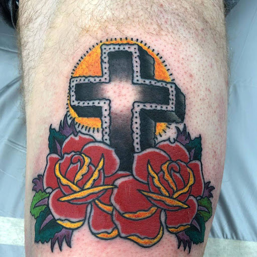 Tattoo Shop «Lady Luck Tattoo», reviews and photos, 211 S Main St, Canandaigua, NY 14424, USA