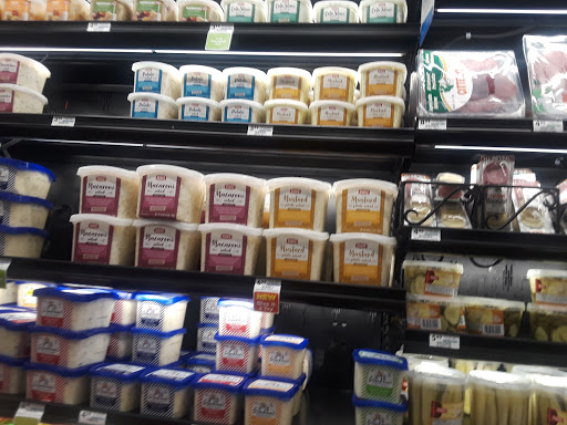 Supermarket «Giant Eagle Supermarket», reviews and photos, 9901 Mountain View Dr, West Mifflin, PA 15122, USA