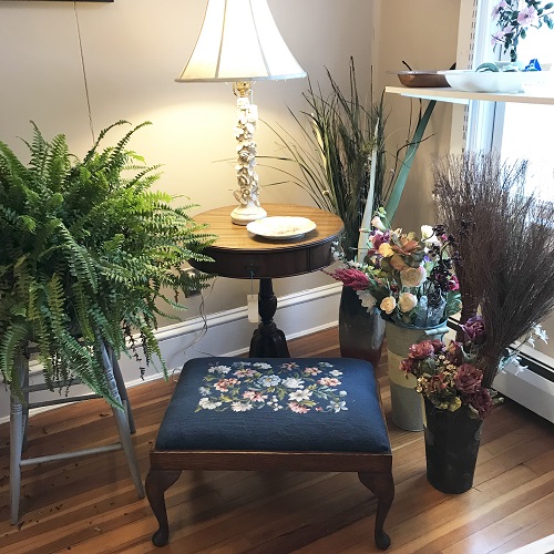 Consignment Shop «Anything Goes Consignment Furniture and Gifts», reviews and photos, 255 Hebron Ave, Glastonbury, CT 06033, USA