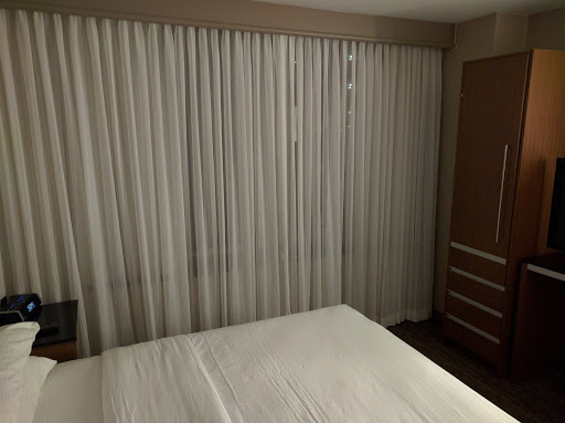 Hotel «Embassy Suites Chicago Downtown Magnificent Mile», reviews and photos, 511 N Columbus Dr, Chicago, IL 60611, USA