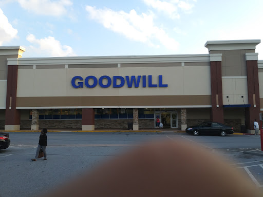 Goodwill Thrift Store & Donation Center image 4