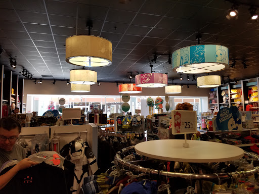Toy Store «Disney Store», reviews and photos, 400 Premium Outlets Dr, Monroe, OH 45050, USA