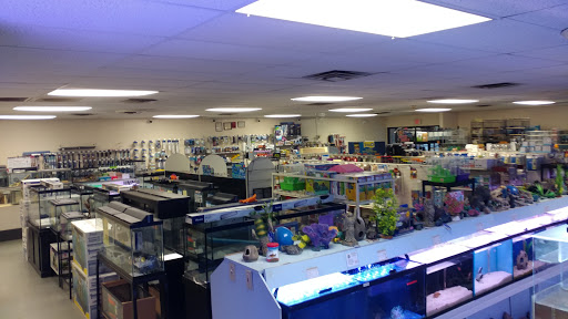 Tropical Fish Store «Monfort Aquarium & Pet», reviews and photos, 6520 Colerain Ave, Cincinnati, OH 45239, USA