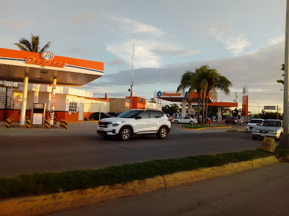 Gaspasa Gasolinas, Estación Juan Pablo II