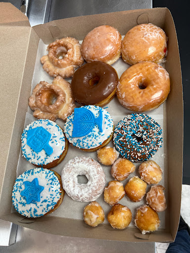 Donut Shop «Dulcet Gourmet Donut», reviews and photos, 23717 Vanowen St, Canoga Park, CA 91307, USA