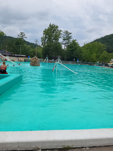 Public Swimming Pool «Knoebels Crystal Pool», reviews and photos, 3901 Knoebels Blvd, Elysburg, PA 17824, USA