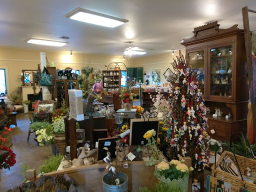 Florist «The Flower Shop», reviews and photos, 437 S Main St, Boerne, TX 78006, USA