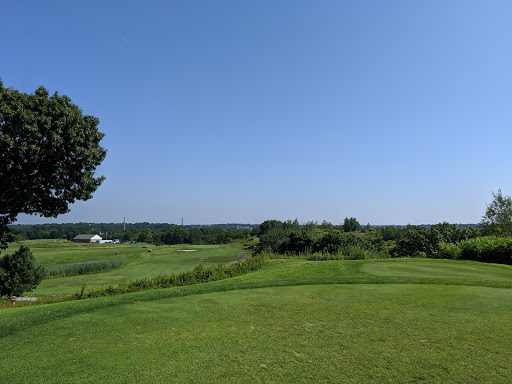 Golf Course «Meadow Golf Course-Peabody», reviews and photos, 80 Granite St, Peabody, MA 01960, USA