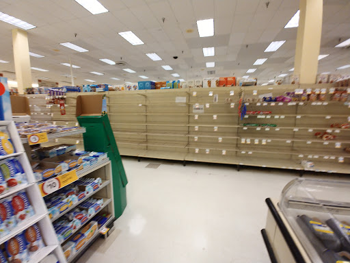 Shopping Mall «Dairy Plaza Shopping Center», reviews and photos, 1527 N Singleton Ave, Titusville, FL 32796, USA