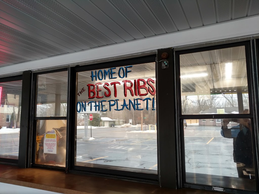 Eddie's Drive -In West 49038