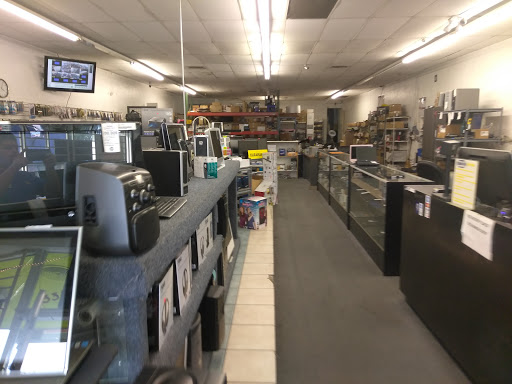 Yahirs Computer parts & Repairs image