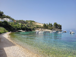 Photo de Paralia Loggos avec petite baie