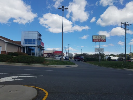 Liquor Store «Mecklenburg County ABC Store #15», reviews and photos, 9500 South Blvd, Charlotte, NC 28273, USA