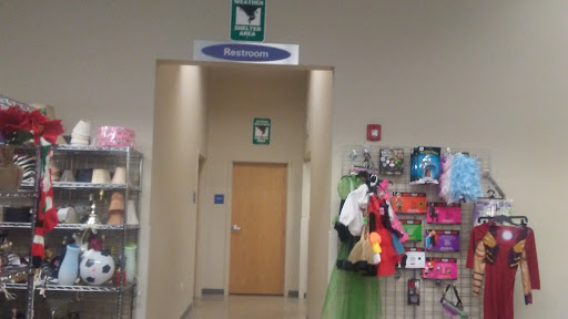 Thrift Store «Goodwill Store & Donation Center», reviews and photos, 420 W Army Trail Rd, Bloomingdale, IL 60108, USA