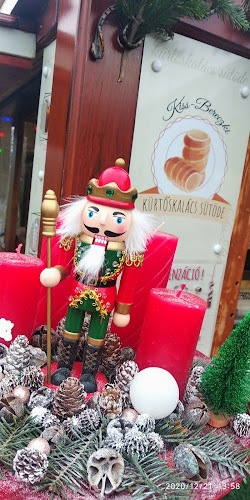 Opinii despre Kiss-Bereczki Kürtőskalács Hajdúböszörmény în Hajdúböszörmény - Étterem