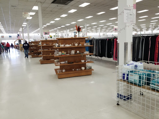 Thrift Store «CommunityAid Thrift Store & Donation Center», reviews and photos, 1070 N Susquehanna Trail, Selinsgrove, PA 17870, USA