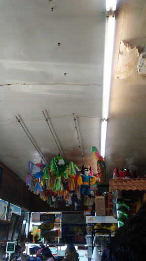 Grocery Store «Azteca De Oro Market», reviews and photos, 499 State St, Clearfield, UT 84015, USA