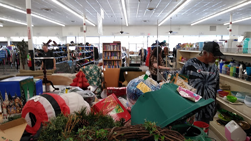 Thrift Store «Quality Thrift Store», reviews and photos, 5133 S Peoria Ave, Tulsa, OK 74105, USA