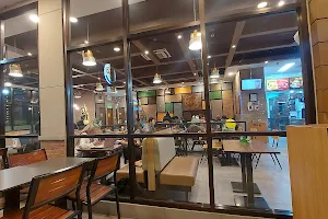 Burger King Ngaliyan image