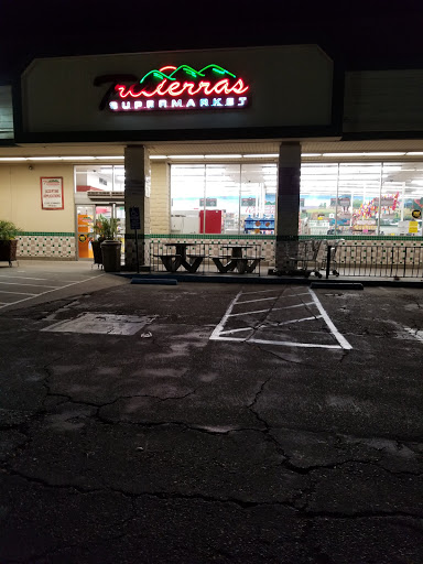 Supermarket «Tresierras Supermarket», reviews and photos, 280 Harvard Blvd, Santa Paula, CA 93060, USA